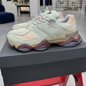 Chaussures de sport décontractées de luxe pour hommes, nouvelle collection, modèle 9060, légères et confortables, idéales pour le quotidien et les activités sportives en extérieur. - Product Image 1