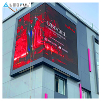 Mur Vidéo LED 3D à L'Œil Nu Personnalisé Extérieur Ultra HD Grand Écran Publicitaire LED pour Grands Centres Commerciaux