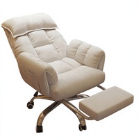Chaise de bureau ergonomique confortable pour la maison, chaise de gaming rembourrée pivotante avec accoudoirs, roulettes et vérin à gaz, chaise de direction