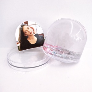 Cadre <span class=keywords><strong>Photo</strong></span> de globe de <span class=keywords><strong>neige</strong></span> en plastique de grande taille de haute qualité avec aimant dôme paillettes <span class=keywords><strong>effet</strong></span> d'eau cadeau élégant Marco De Fotos - Product Image 6
