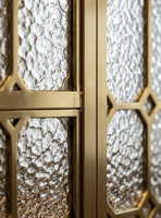 Nouvelle cloison décorative en acier inoxydable de style chinois, découpée au laser, étanche, avec verre à motifs vintage pour entrée de villa