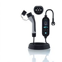 Pistol Pengisi Daya EV Tipe 2 T3 Standar Eropa Wallbox Standar AS/Inggris 7 kW 220V 16A/32A Output Pengisi Daya Portabel Dalam Mobil Untuk Penggunaan di Rumah