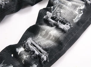 <span class=keywords><strong>Vaqueros</strong></span> <span class=keywords><strong>negros</strong></span> para <span class=keywords><strong>hombre</strong></span> pequeños y rectos con diseño de pintura de parche roto - Product Image 5