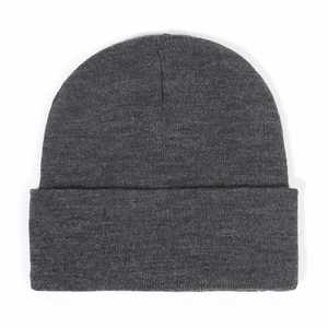 Wholesale in Stock Soft Quality Custom logo <b>Winter</b> Hats Blank Beanies Silk Lined Beanie Hat With Satin Lining - Product Image 3