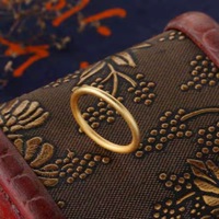 Modischer matter Ring in Sandgold |   Anlaufbeständiger schlichter Vintage-Ring für Damen – Großhandel