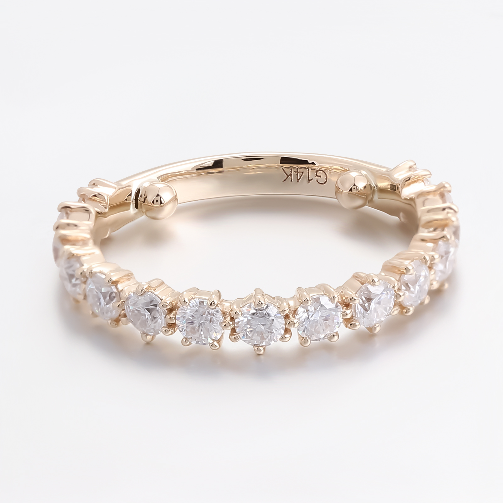 10K yellow gold lab diamond ring