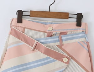 Ropa de Mujer SHENZHU, Nueva Colección Verano 2026: Conjunto de Top y Pantalones con Estampado de Rayas Coloridas de Estilo Retro Francés - Product Image 3