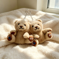 Adorable porte-clés ou breloque de sac en peluche brodée en forme d'ours en peluche pieds nus