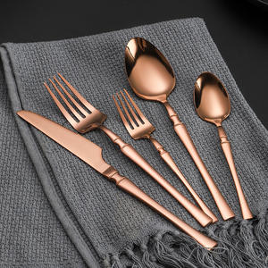 Juego de Cubiertos A11 410 Slim Waist, Juego de Cuchillo, Tenedor y Cuchara de Acero Inoxidable Iridiscente, Vajilla Ligera Apta para Lavavajillas - Product Image 4