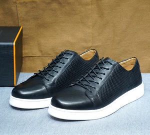 Nouvelle Arrivée Chaussures de Sport Homme Style Skateboard à Lacets avec Doublure en Cuir Véritable Chaussures de Marche Décontractées à Semelle Plate Printemps - Product Image 5