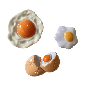 Nouveau 2025 Aimant de réfrigérateur en résine 3D, design créatif et original de dessin animé coréen, motif œuf jaune unique, style Art Déco - Product Image 1