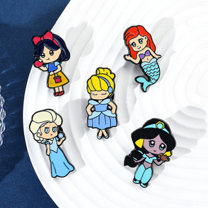 Broches de princesse mignonnes, broches personnalisées de princesse sirène Aisha, épingles en métal de dessin animé en émail, badges de revers, cadeau pour les amis - Product Image 2