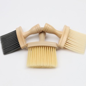 Brosse de nettoyage intérieur de voiture, manche en bois, brosse à poils doux pour éliminer la poussière des fentes des aérations, usage domestique - Product Image 2