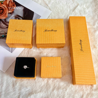 YUANQI Logo personnalisé bijoux de mode boîte-cadeau chaîne Bracelet collier bague boucles d'oreilles petits bijoux emballage couverture boîtes en papier