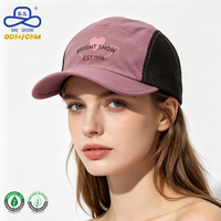 Casquette de camping en maille à 5 panneaux rose personnalisée BRIGHT SHOW EST.1996, légère et à séchage rapide pour l'extérieur