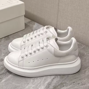 <span class=keywords><strong>Zapatillas</strong></span> de Lujo para Mujer, de Alta Calidad, de Diseñador, de Marca Famosa, a la Moda, Casuales, para Skateboarding, Deportivas, con Suela Gruesa, para Damas y Hombres 2024 - Product Image 2