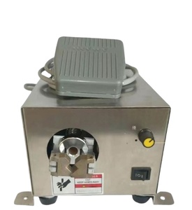 Machines à torsion à extrémités plates et carrées, idéales pour le torsion de fils blindés, de fils émaillés en cuivre épais et de fils torsadés. - Product Image 1