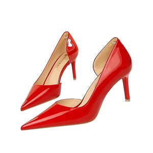 Chaussures à talons hauts tendance 2024 pour filles, design tendance, chaussures décontractées à enfiler, grandes tailles, confortables, chaussures à talons pour femmes et dames - Product Image 4