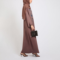 Nouvelle Abaya de luxe brodée de perles sur mesure pour le Moyen-Orient, grande taille, vente en gros, ensemble Abaya brodé musulman de Dubaï