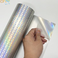 Film adhésif vinyle PET haute qualité à motif carbone laser, protection UV, garantie 3 ans, avec technologie Air Release pour l'application aérienne