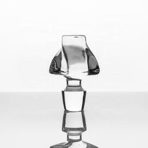 <span class=keywords><strong>Carafe</strong></span> à whisky torsadée en <span class=keywords><strong>cristal</strong></span> sans plomb NOVARE 800 ml avec logo personnalisé pour usage domestique, style bohème - Product Image 5