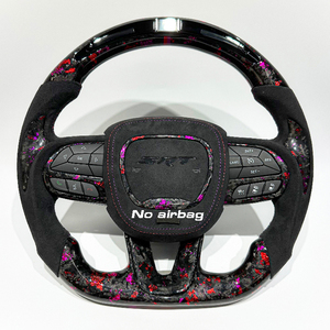 พวงมาลัยคาร์บอนไฟเบอร์พร้อมฟังก์ชั่นไฟส่องสว่างสำหรับ Charger RT Durango Super Trackhawk - Product Image 1