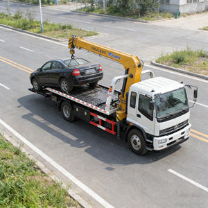 Dépanneuse 1SU/ZU FTR <span class=keywords><strong>avec</strong></span> empattement de 4500 mm, <span class=keywords><strong>grue</strong></span> articulée de 5 tonnes, <span class=keywords><strong>camion</strong></span> d'assistance routière 4x2 <span class=keywords><strong>avec</strong></span> <span class=keywords><strong>plateau</strong></span> inclinable et élévateur sous châssis - Product Image 2