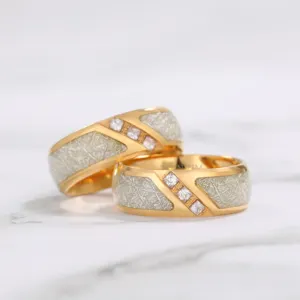 Somen Pria Cincin Pernikahan Hadiah Ulang Tahun 8Mm Lebar Titanium Cincin Inlay CZ Fashion Perhiasan Ukuran 7-12 Dropshipping