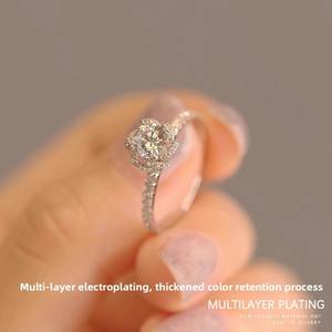 Bloom elegante argento placcato rosa Moissanite anello di diamanti in acciaio inox fede nuziale accessorio alla moda per il matrimonio - Product Image 3