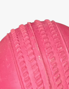 Pelota de cricket y parque infantil de softbol de goma Rosa ligera de alta demanda para jugadores jóvenes logotipo y diseño personalizados - Product Image 5