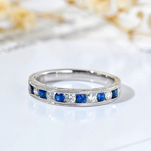Anello Geometrico con Zirconi Blu e Bianchi per Donne, Gioiello da Dito Classico ed Elegante - Product Image 3