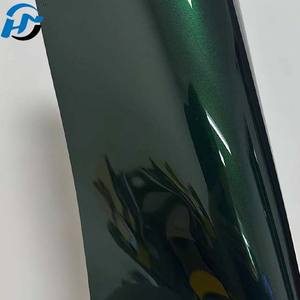 ฟิล์มห่อตัวรถสีเขียว TPU Gotland แบบมีกาวในตัวฟิล์มคลุมสำหรับสัตว์เลี้ยงทุกรุ่น - Product Image 5