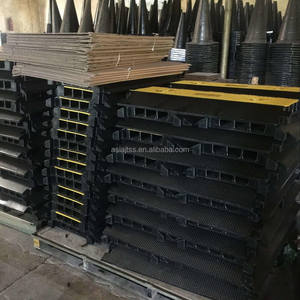 ตัวป้องกันสายเคเบิลยางแบบหนัก 10 ตัน - ตัวป้องกันสายเคเบิล 3 ช่องสำหรับการเดินสายไฟชั่วคราว งานอีเว้นท์ - Product Image 6