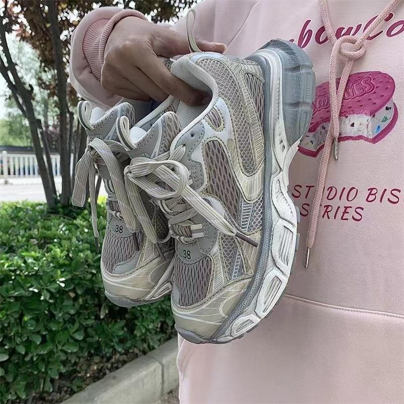 silver-Vintage style