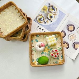 Cesta de mimbre ecológica y duradera con diseño de concha colorida para frutas, desayuno, pan y aperitivos, ideal como recuerdo de boda - Product Image 3