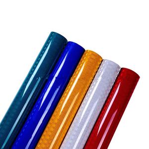 فيلم عاكس ميكروي منشوري من مادة البولي إيثيلين تيريفثالات (PET) بدرجة هندسية للافتات المرورية، ورق فينيل عاكس - Product Image 6