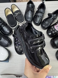 Nuovi arrivi di <span class=keywords><strong>scarpe</strong></span> in pelle nera per bambini, <span class=keywords><strong>scarpe</strong></span> da principessa <span class=keywords><strong>e</strong></span> <span class=keywords><strong>scarpe</strong></span> da scuola miste all'ingrosso - Product Image 3