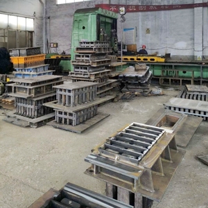 Máy làm gạch thủy lực tự động <span class=keywords><strong>2025</strong></span> 4-25 4-15 rỗng khối rắn máy móc đất sét bê tông làm gạch máy - Product Image 5