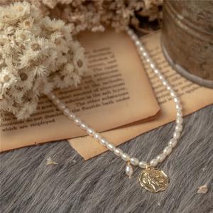 Collier pendentif artisanal de luxe léger en perles naturelles complètes, chaîne de clavicule polyvalente et réglable pour l'industrie lourde - Product Image 4