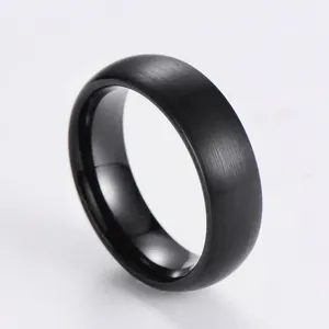 anillo de tungsteno 8毫米碳化钨拉丝抛光黑色男士戒指