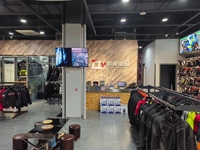 Magasin de motos Présentoir de casque de sécurité en métal Présentoir de casque de moto