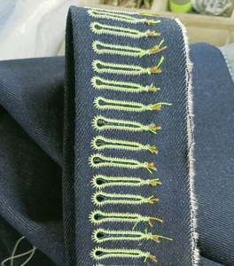 Macchina da Cucire Industriale Computerizzata 781 per Asola Dritta, Nuova Condizione, Manuale, Piano Piatto, con Motore Incluso - Product Image 5