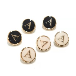 Hot Bán Nhựa UV Nút Thời Trang Thiết Kế Dầu Point Áo Len Electroplated Vàng Sliver Đen 10 Mét 12.5 Mét ABS Nút Áo Sơ Mi - Product Image 5