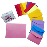 Prix bas recyclable grand C5 C7 #9 10 rigide Mailer adhésif Mailing Express papier enveloppes sac d'emballage avec fenêtre en PET transparent