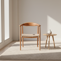 Chaise de salle à manger moderne en bois massif nordique avec accoudoirs courbes en corde tressée pour cuisine, restaurant, hôtel