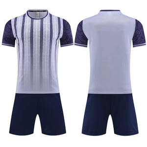 Completo da Calcio per Uomo Adulto, Divisa di Squadra, Manica Corta, Colletto Alto, Motivo Uniforme, 100% Poliestere, Stampa a Trasferimento Termico - Product Image 3