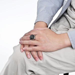 Anillo de estrella de seis puntas de acero de titanio para hombre, joyería de dedo índice con estrella de David en oro, negro y plata, regalo para hombres - Product Image 2