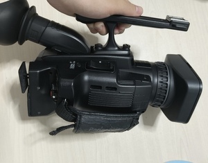 กล้องพานาโซนิค AG-HMC43MC O.I.S. รุ่นขายดีที่สุด ซูมออปติคอล 12 เท่า 1080P สำหรับกล้องวิดีโอดิจิตอลแบบพกพา - Product Image 3