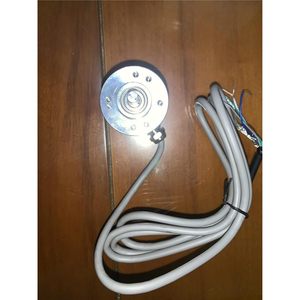 Codificador Rotatorio Elco EB38A6-P4AR-600 5-30VDC Incremental con Cables para Automatización Industrial - Product Image 2