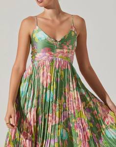 Robe longue plissée à bretelles fines imprimé floral pour femme, dos nu, élégante et sexy, idéale pour les vacances d'été - Product Image 1